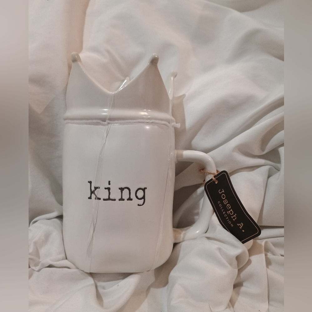 New White King Coffee Mug With Crown Lid